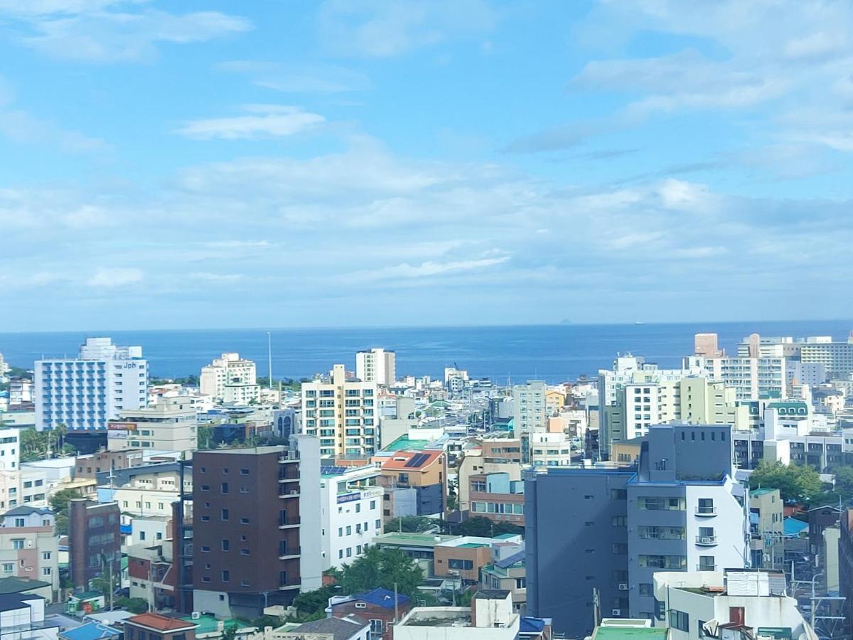 Ara Palace Hotel Jeju Exterior foto